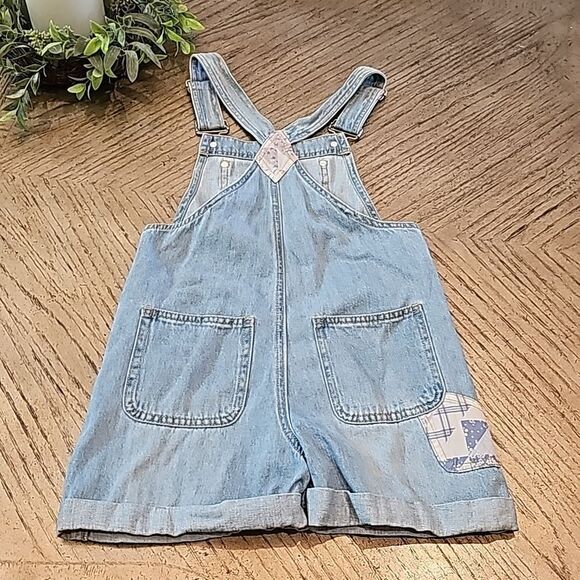 Girls denim overall shorts size 9/10 Forever 21 - Picture 6 of 9